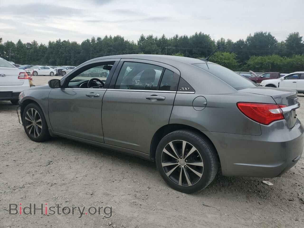 2013 CHRYSLER 200 - VIN: 1C3CCBBG8DN700341 - Фото 2