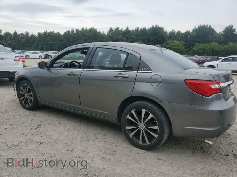 2013 Chrysler 200 (VIN 1C3CCBBG8DN700341) — фото 2 из 12