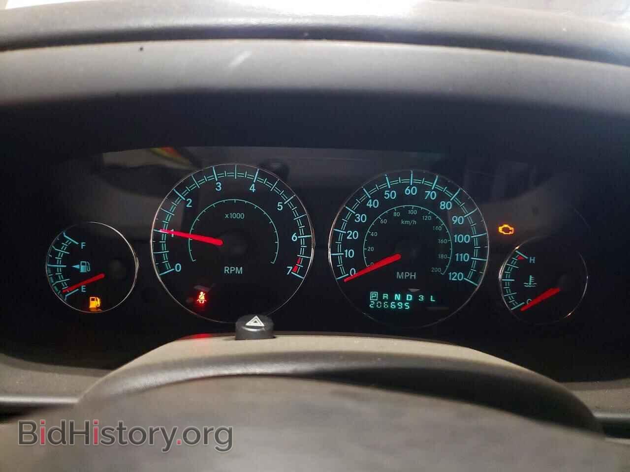2005 CHRYSLER SEBRING - VIN: 1C3EL46X55N641569 - Photo 9