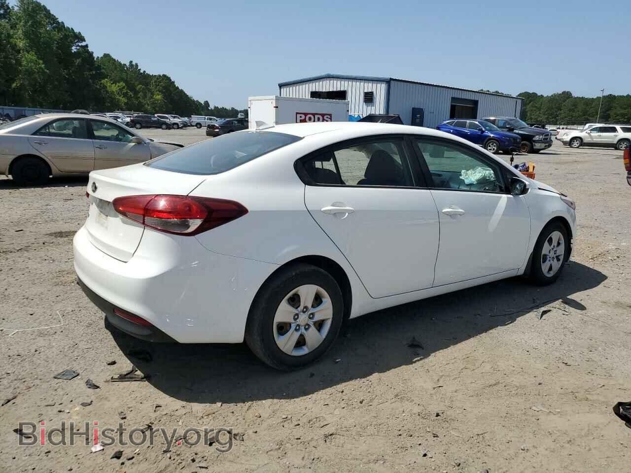 2017 KIA FORTE - VIN: 3KPFK4A79HE041589 - Фото 3