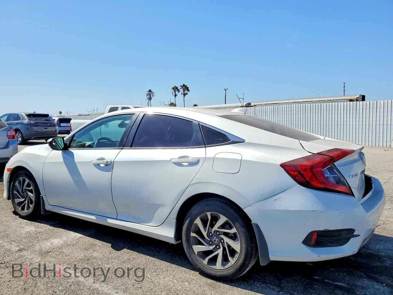 2018 HONDA CIVIC - VIN: 19XFC2F75JE207235 - Фото 2