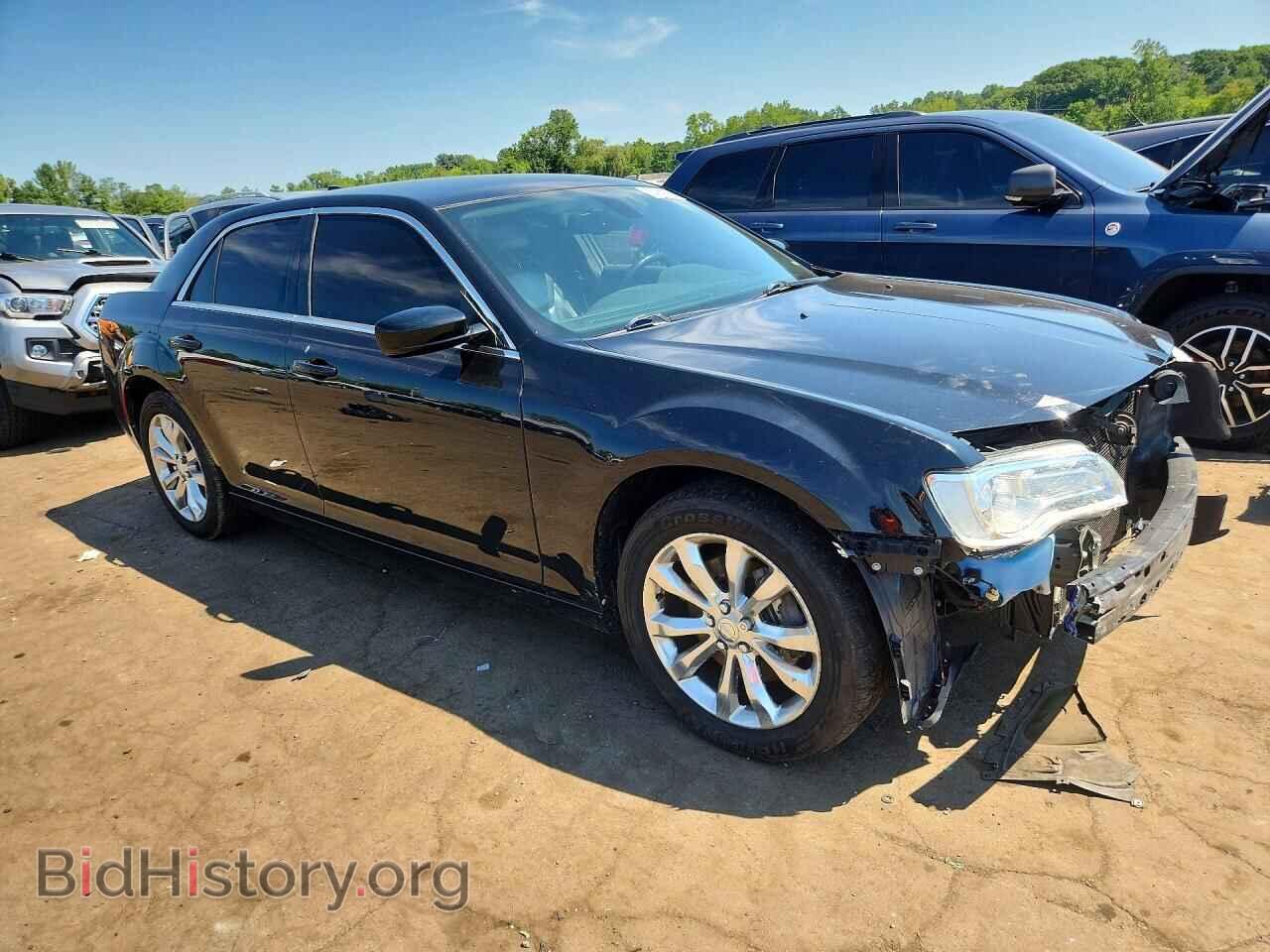 2015 CHRYSLER 300 - VIN: 2C3CCARG7FH927273 - Photo 4