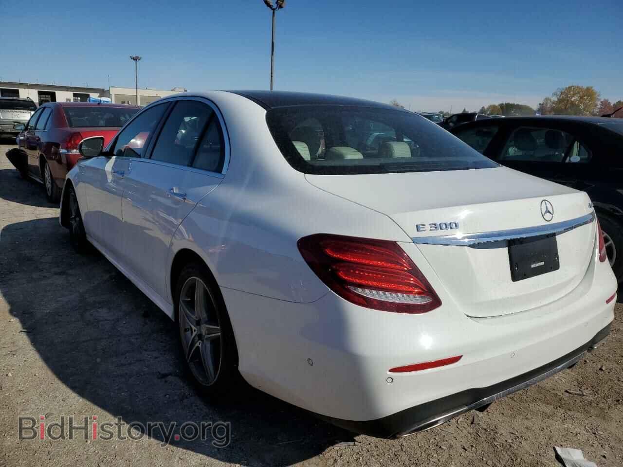 2017 MERCEDES-BENZ E-CLASS - VIN: WDDZF4KB5HA011809 - Фото 3