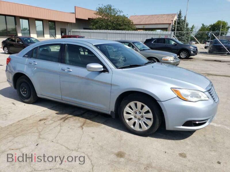 2013 Chrysler 200 (VIN 1C3CCBAB3DN557255) — фото 4 из 12