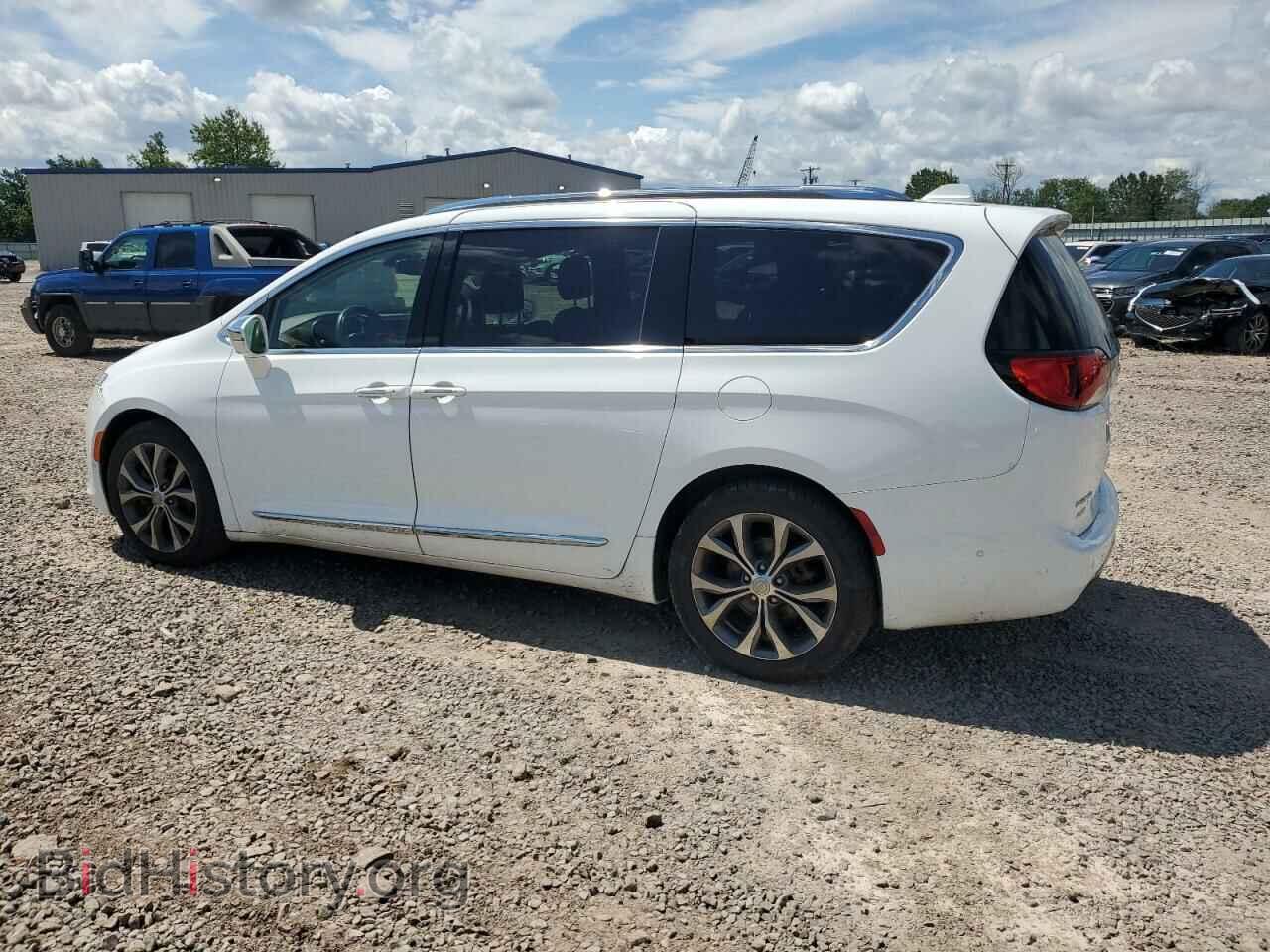 2017 CHRYSLER PACIFICA - VIN: 2C4RC1GG0HR841535 - Photo 2