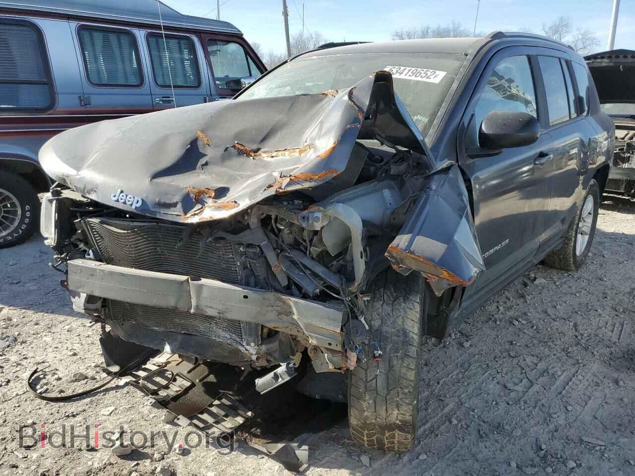 2017 JEEP COMPASS - VIN: 1C4NJDBB2HD106169 - Photo 2