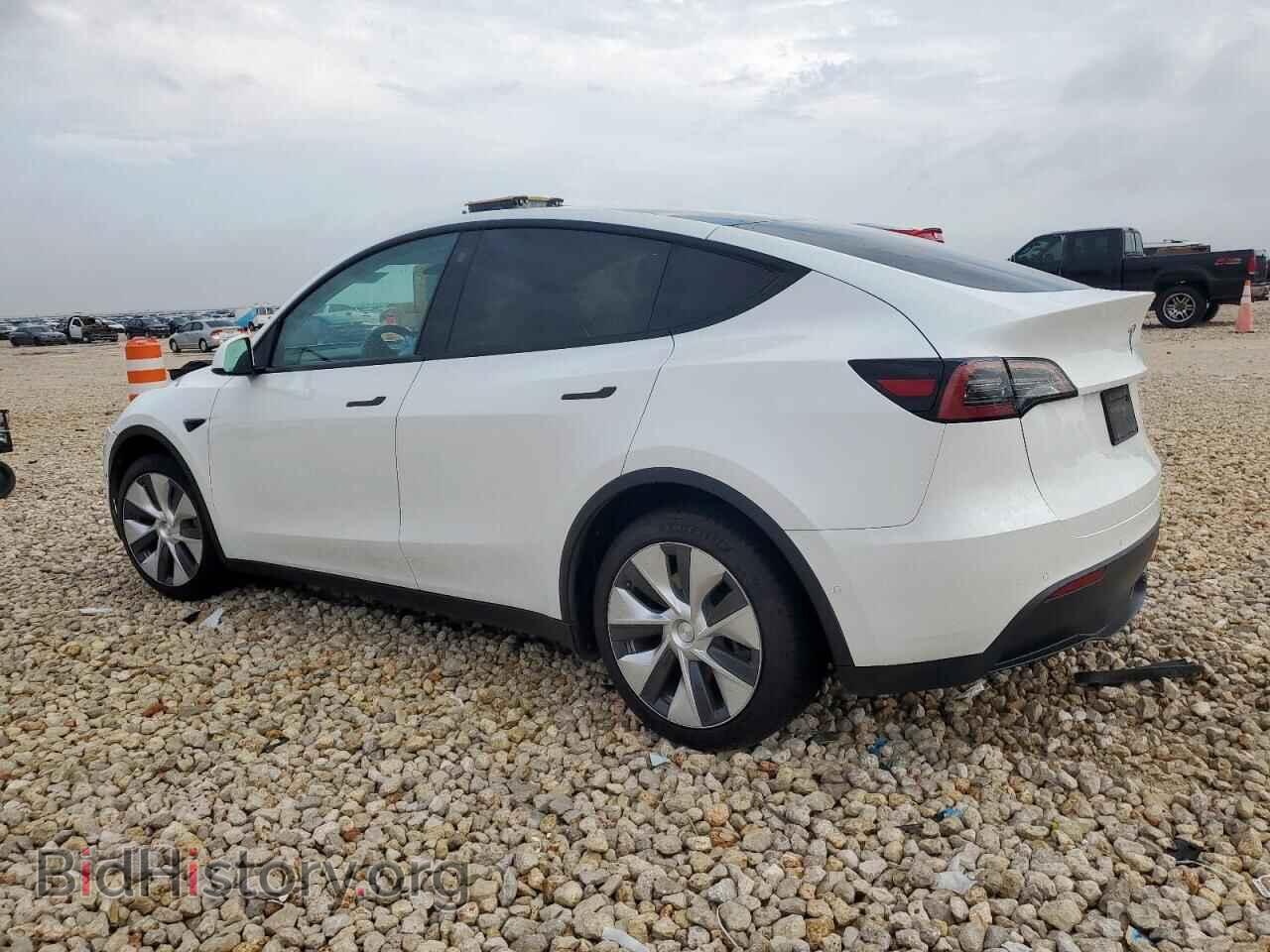 2022 TESLA MODEL Y - VIN: 7SAYGDEE7NF321619 - Фото 2