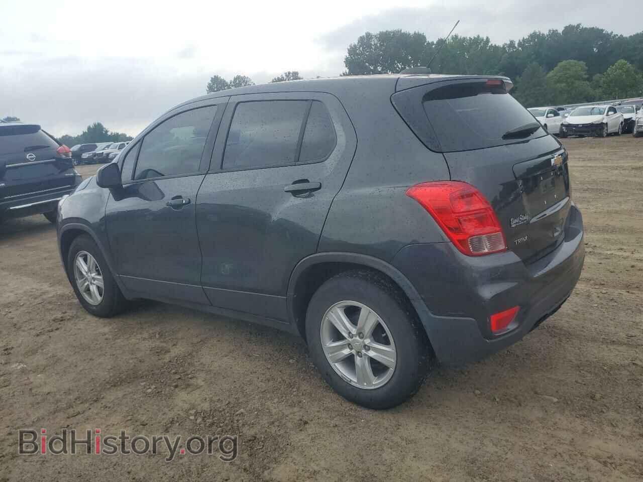 2019 CHEVROLET TRAX - VIN: 3GNCJKSB0KL366557 - Фото 2