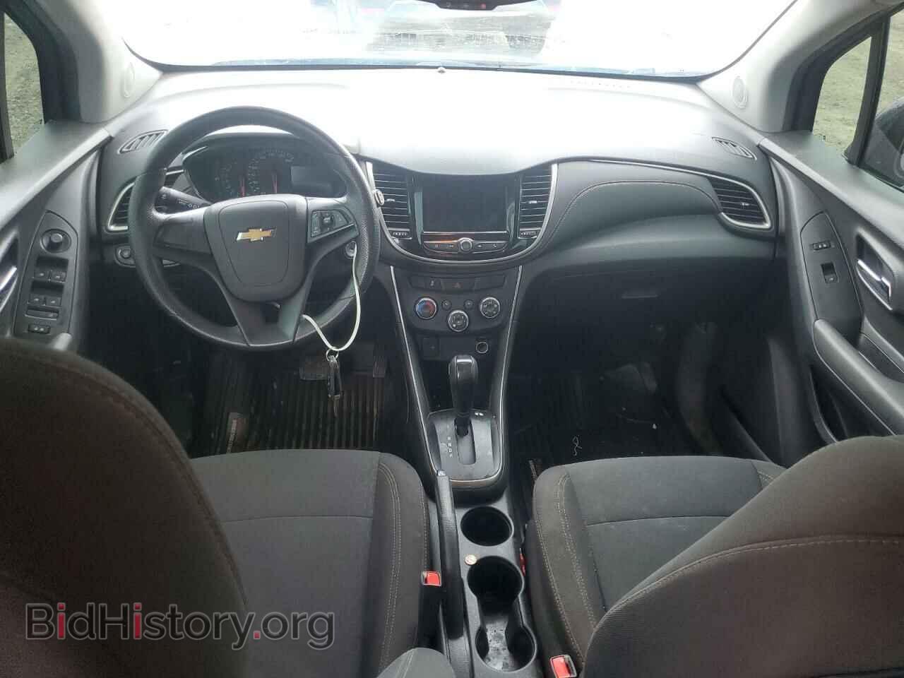 2019 CHEVROLET TRAX - VIN: 3GNCJKSB0KL366557 - Фото 8