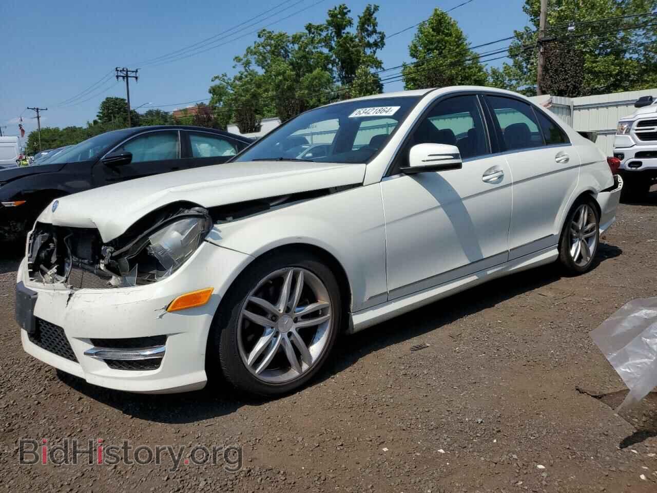 Фотография WDDGF8BB9CA634776 - MERCEDES-BENZ C-CLASS 2012