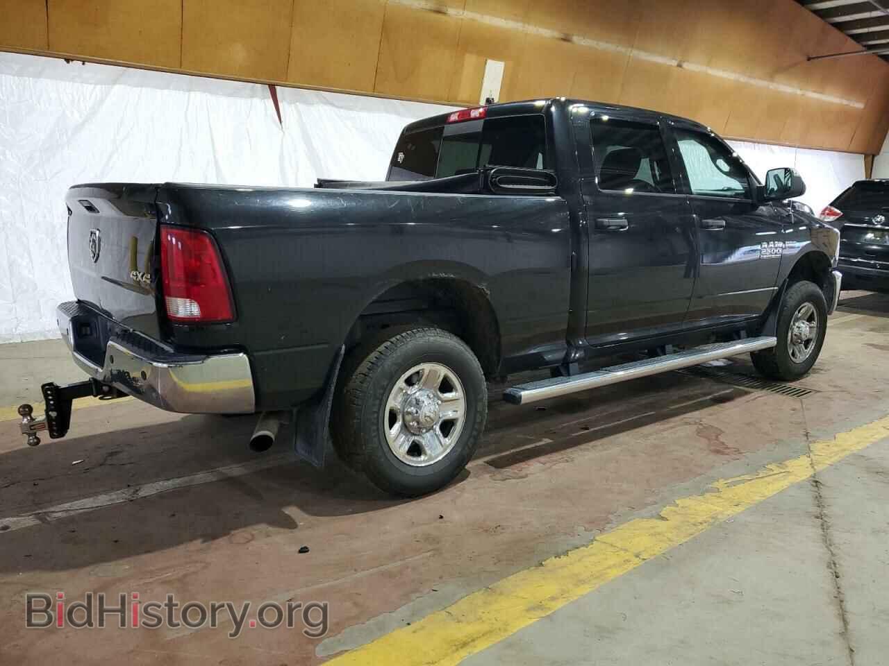 2017 RAM All Models - VIN: 3C6UR5CJ3HG519485 - Photo 3