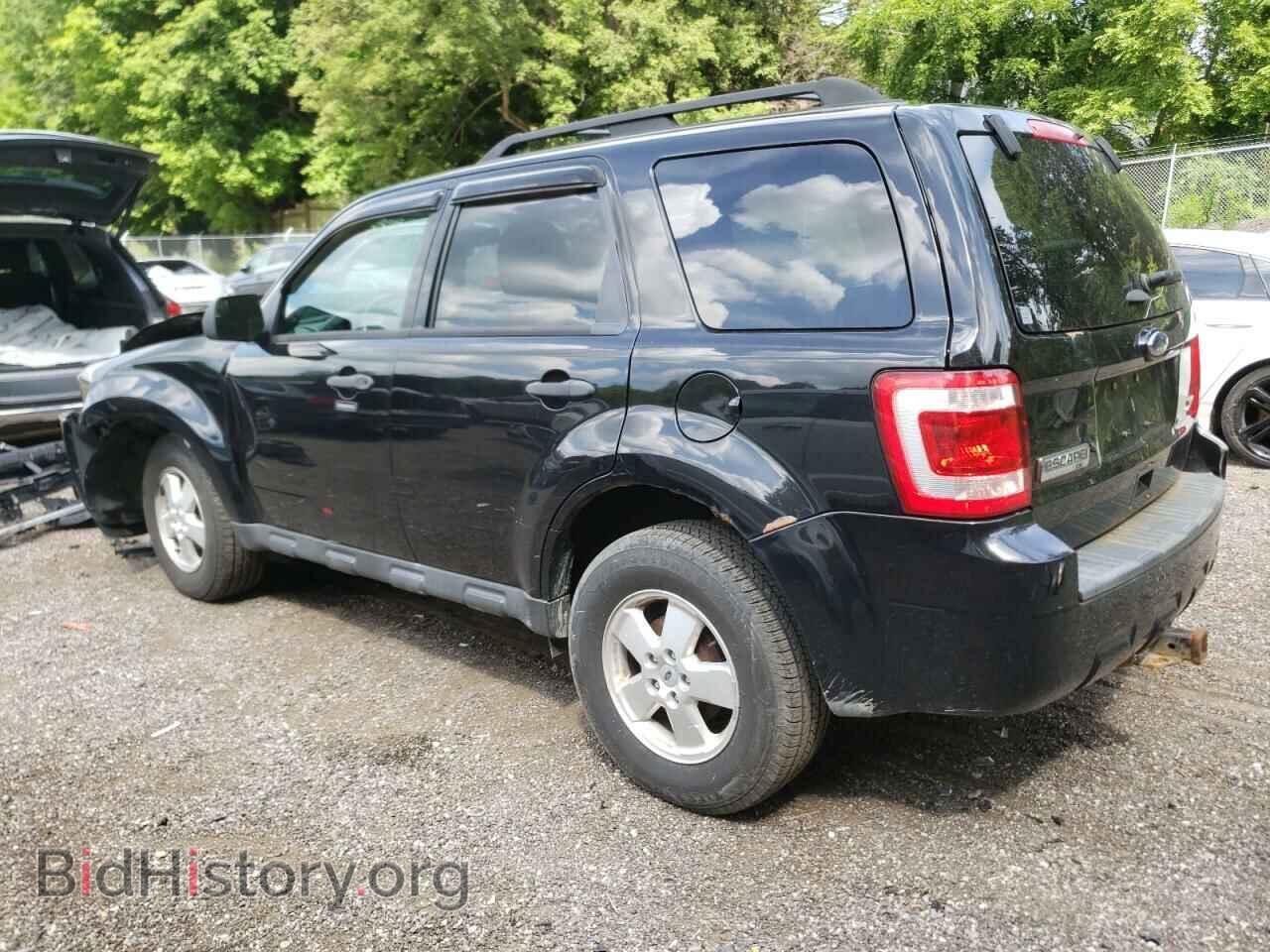 2011 FORD ESCAPE - VIN: 1FMCU9DG9BKB76576 - Фото 2