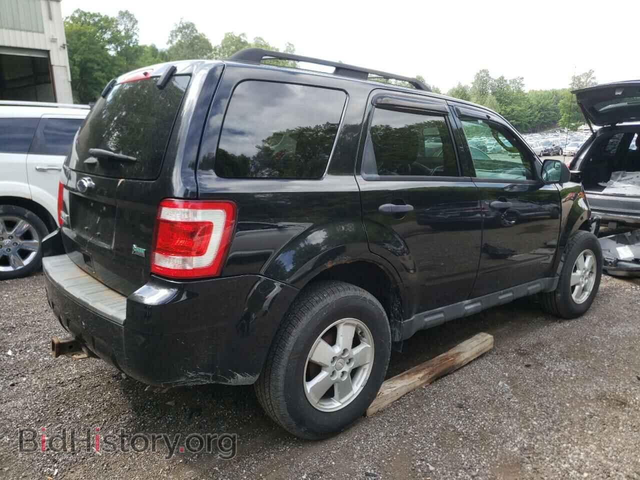2011 FORD ESCAPE - VIN: 1FMCU9DG9BKB76576 - Фото 3