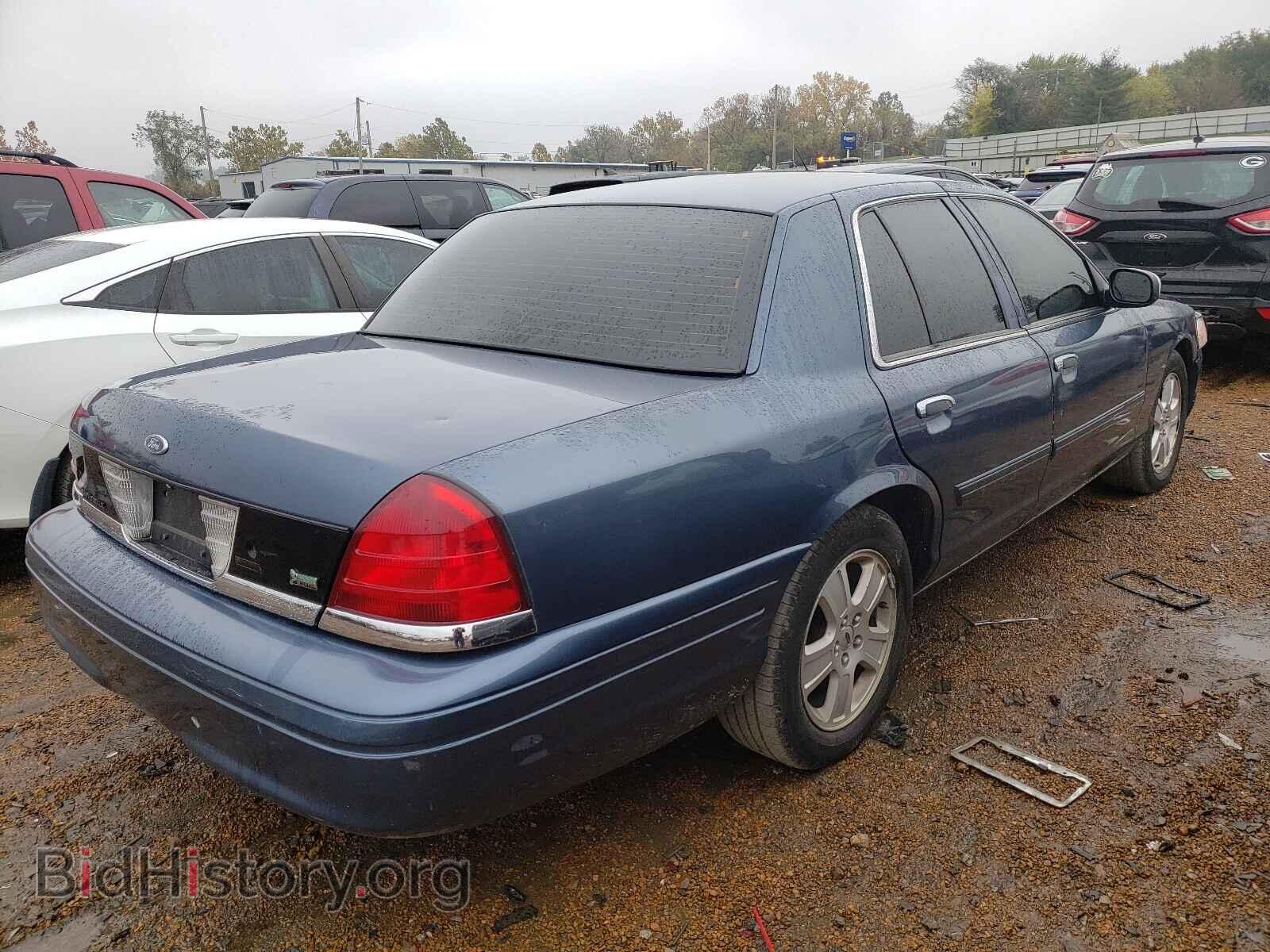 2011 FORD CROWN VIC - VIN: 2FABP7EV0BX174663 - Фото 4