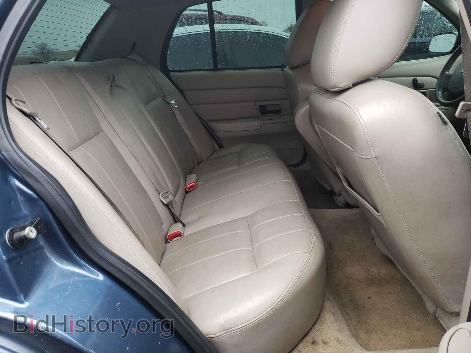 2011 FORD CROWN VIC - VIN: 2FABP7EV0BX174663 - Фото 6