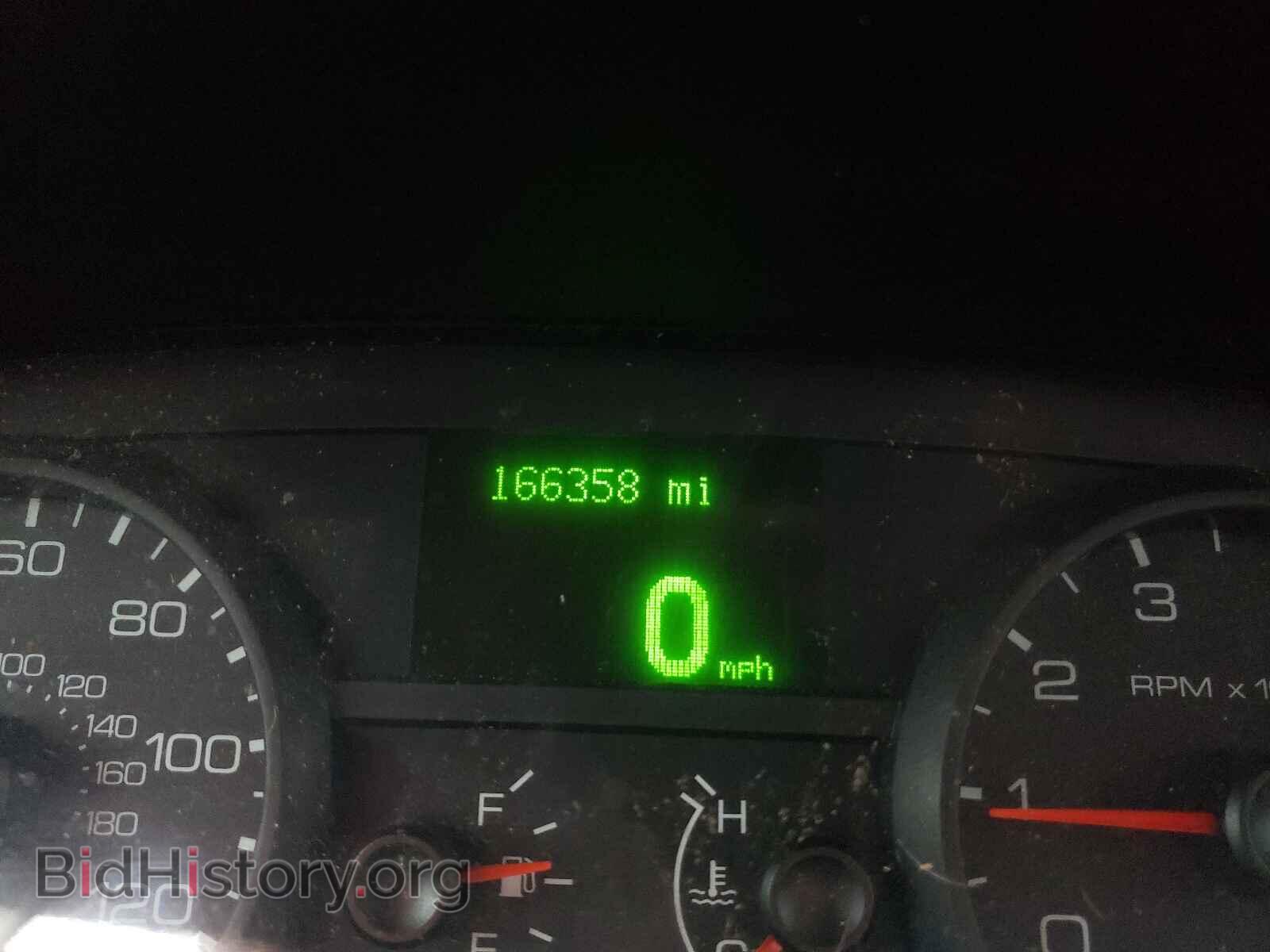 2011 FORD CROWN VIC - VIN: 2FABP7EV0BX174663 - Фото 8