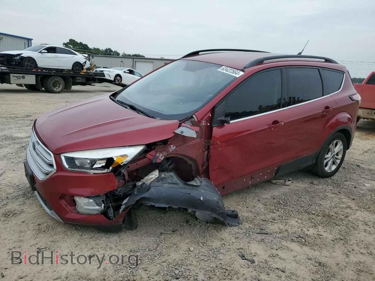 Фотография 1FMCU0GD8JUB60451 - FORD ESCAPE 2018