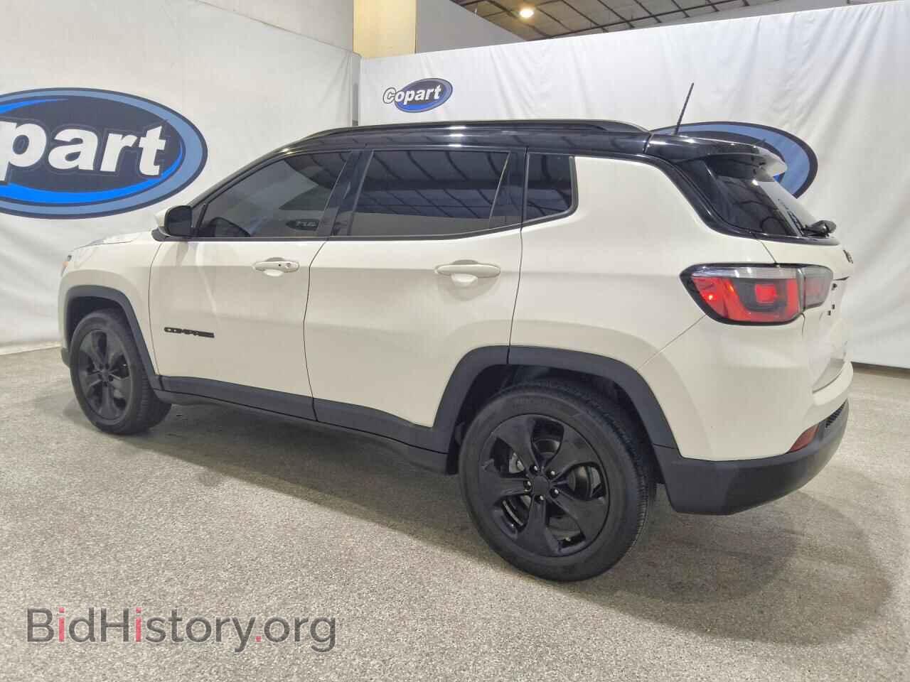 2018 JEEP COMPASS - VIN: 3C4NJCBB7JT503130 - Photo 2