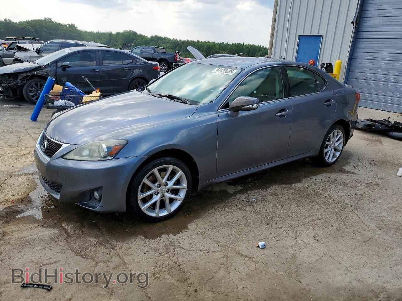 Photo JTHCF5C20C5060551 - LEXUS IS 2012
