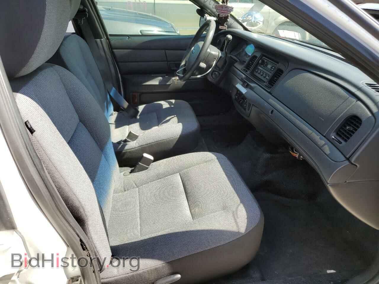 2011 FORD CROWN VIC - VIN: 2FABP7BV5BX176896 - Фото 5