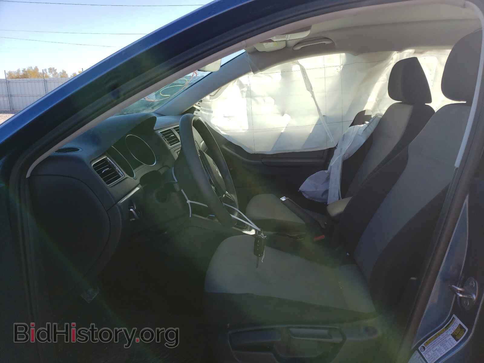 2017 VOLKSWAGEN JETTA - VIN: 3VW2B7AJ8HM367723 - Фото 5
