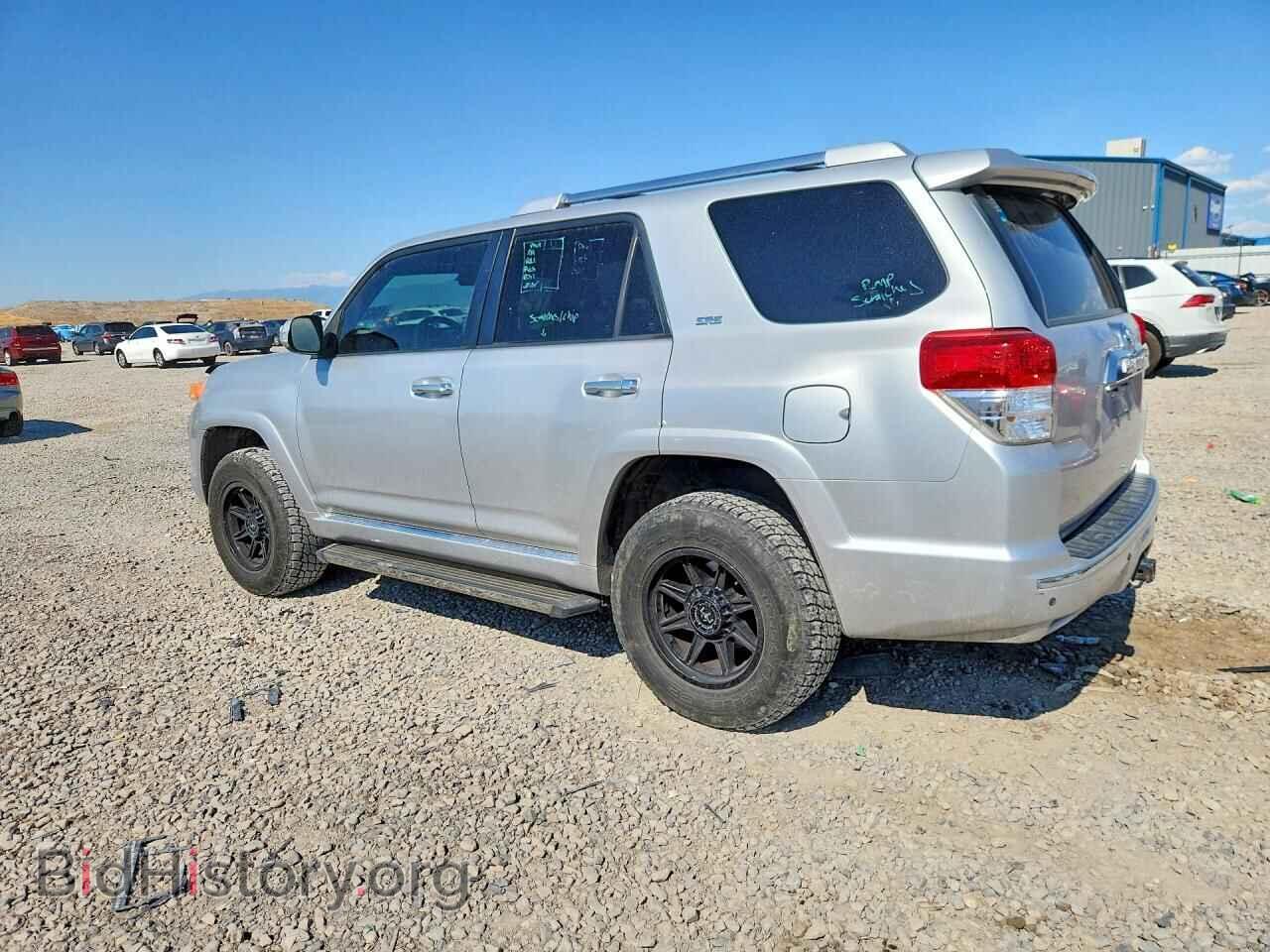 2011 TOYOTA 4RUNNER - VIN: JTEBU5JR9B5041302 - Photo 2