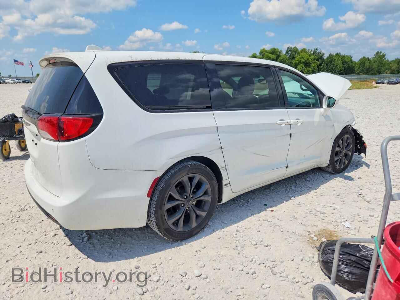 2018 CHRYSLER PACIFICA - VIN: 2C4RC1FG3JR260084 - Фото 3