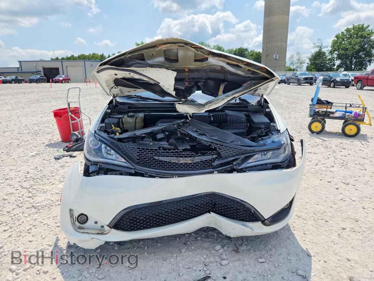 2018 CHRYSLER PACIFICA - VIN: 2C4RC1FG3JR260084 - Фото 5