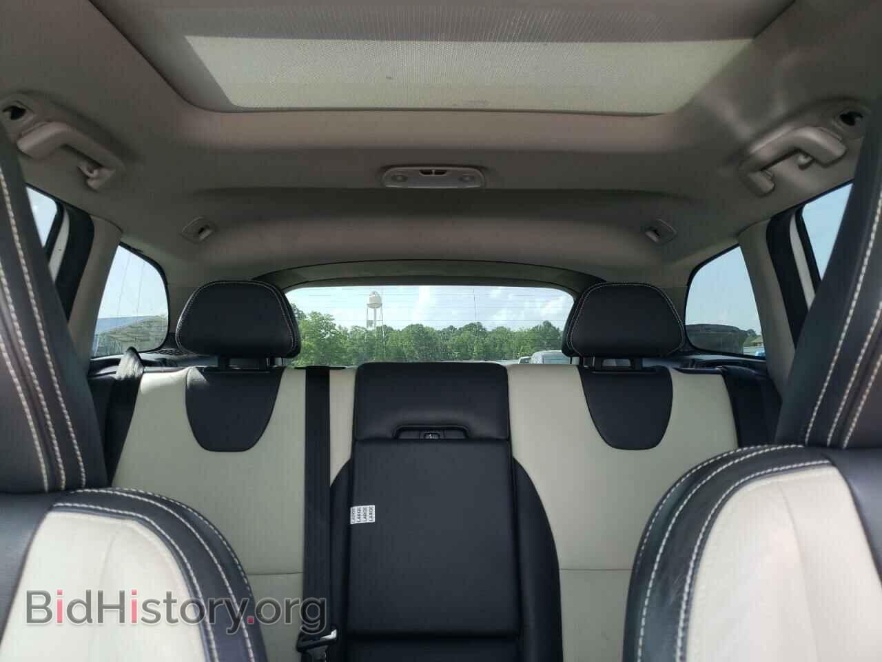 2017 VOLVO XC60 - VIN: YV440MDR6H2091807 - Фото 10