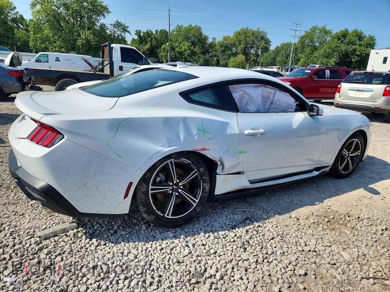 2024 FORD MUSTANG - VIN: 1FA6P8TH4R5125529 - Фото 3