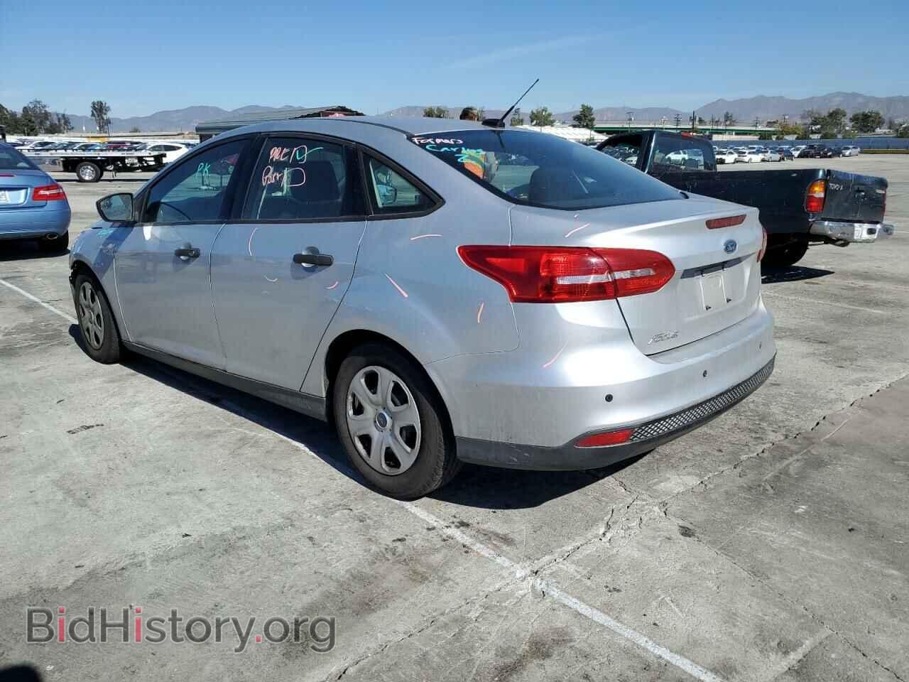 2016 FORD FOCUS - VIN: 1FADP3E29GL366210 - Фото 3