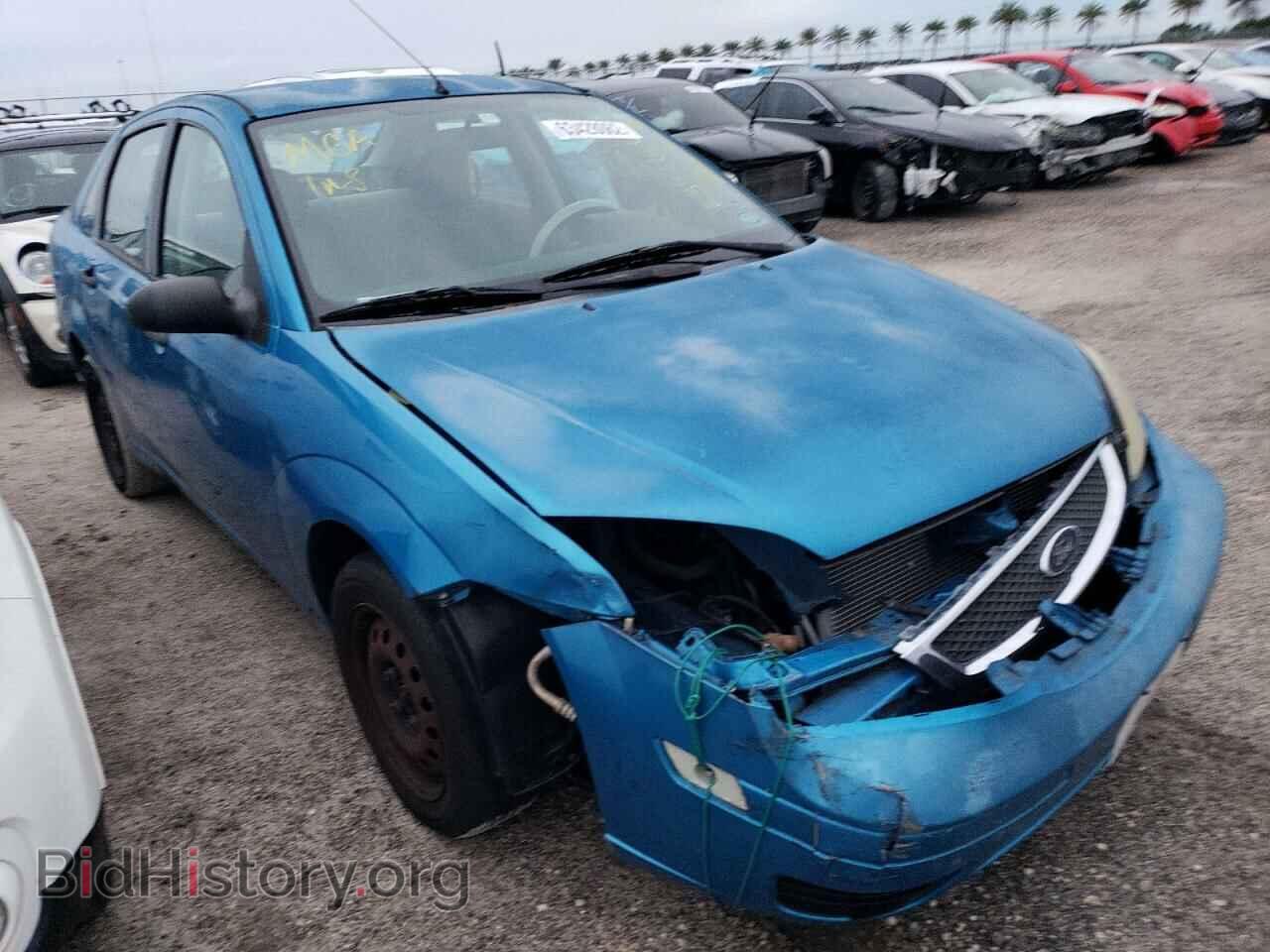Photo 1FAHP34N77W325280 - FORD FOCUS 2007
