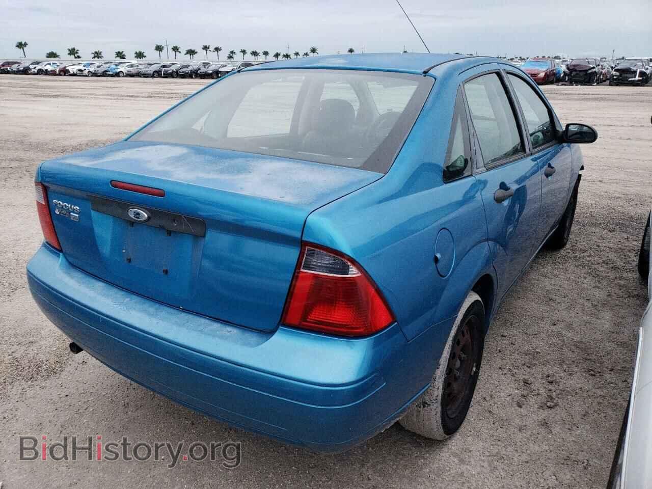 2007 FORD FOCUS - VIN: 1FAHP34N77W325280 - Фото 4