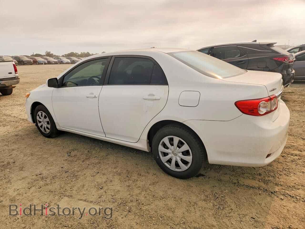 2011 TOYOTA COROLLA - VIN: 2T1BU4EE4BC649317 - Фото 2
