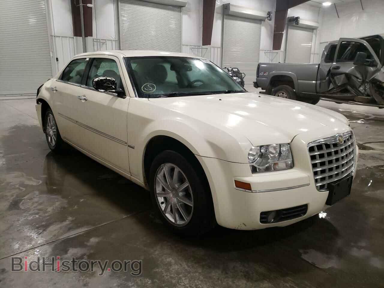 Photo 2C3CK5CV1AH269041 - CHRYSLER 300 2010