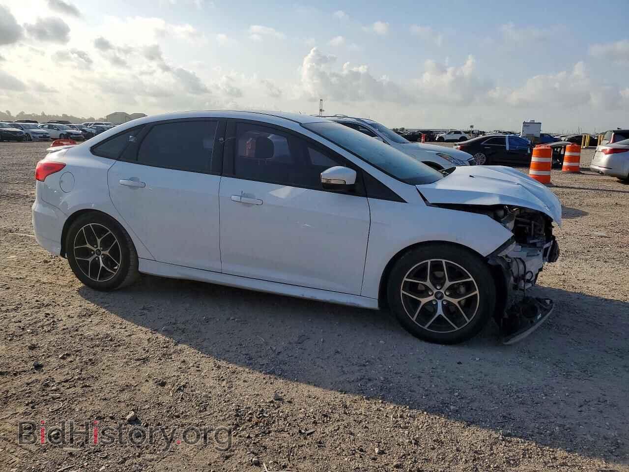 2016 FORD FOCUS - VIN: 1FADP3F29GL257938 - Фото 4