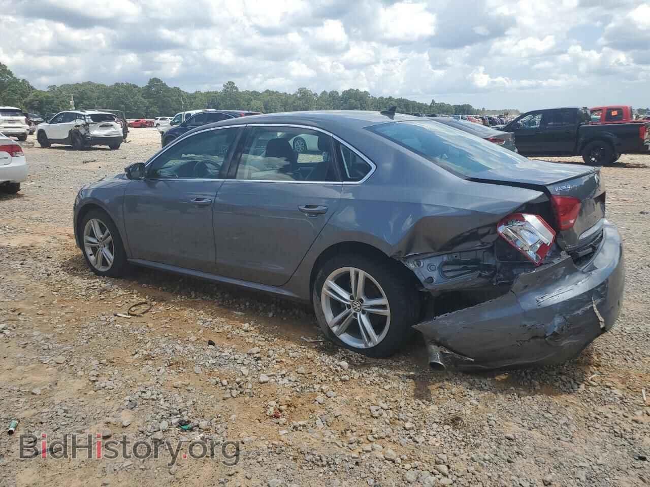 2015 VOLKSWAGEN PASSAT - VIN: 1VWBV7A37FC008015 - Фото 2
