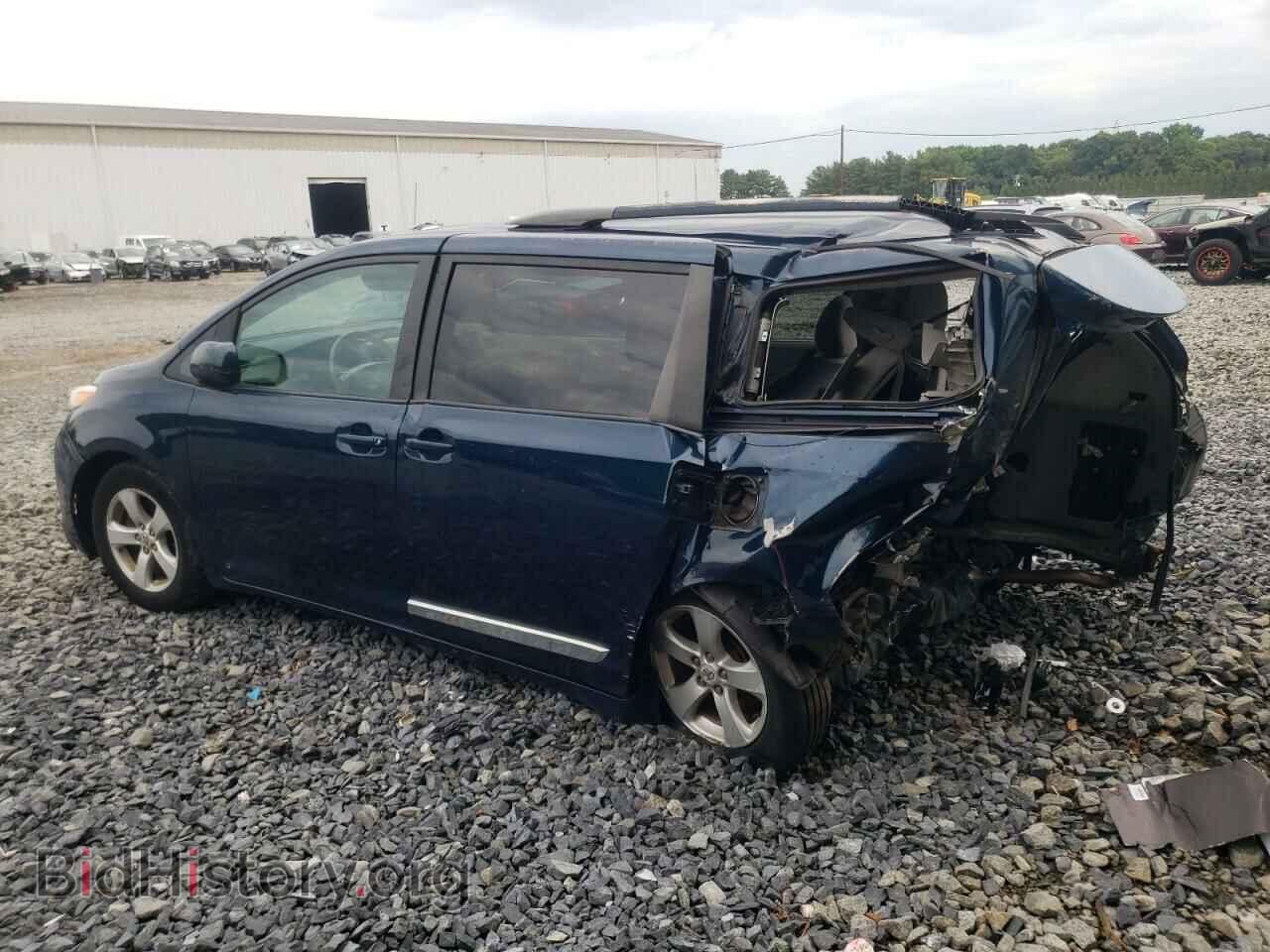 2011 TOYOTA All Models - VIN: 5TDKK3DC3BS126538 - Фото 2