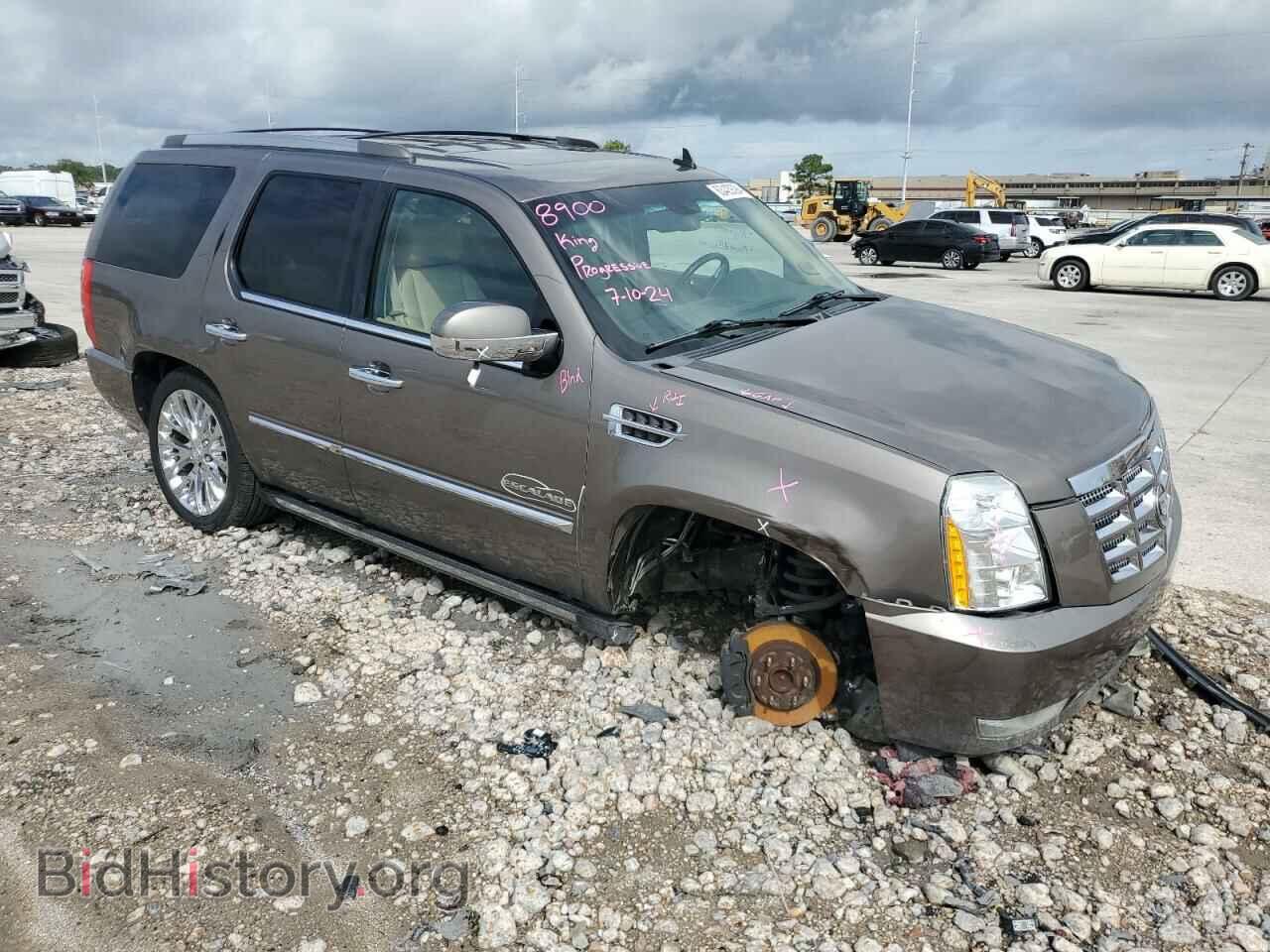2011 CADILLAC ESCALADE - VIN: 1GYS3CEF3BR148893 - Фото 4