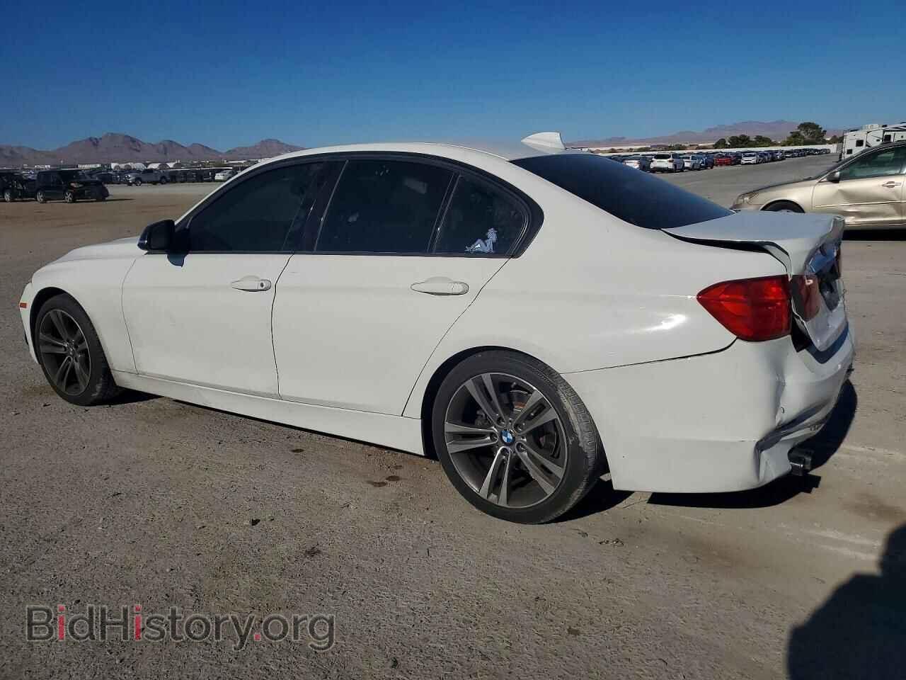 2014 BMW 3 SERIES - VIN: WBA3A5C53EF605551 - Фото 2