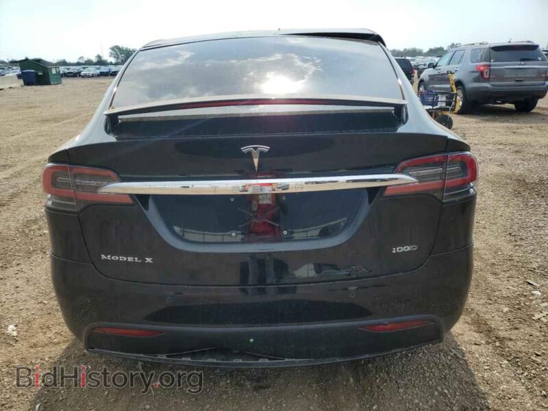 2018 Tesla MODEL X (VIN 5YJXCBE25JF137952) — фото 6 из 13
