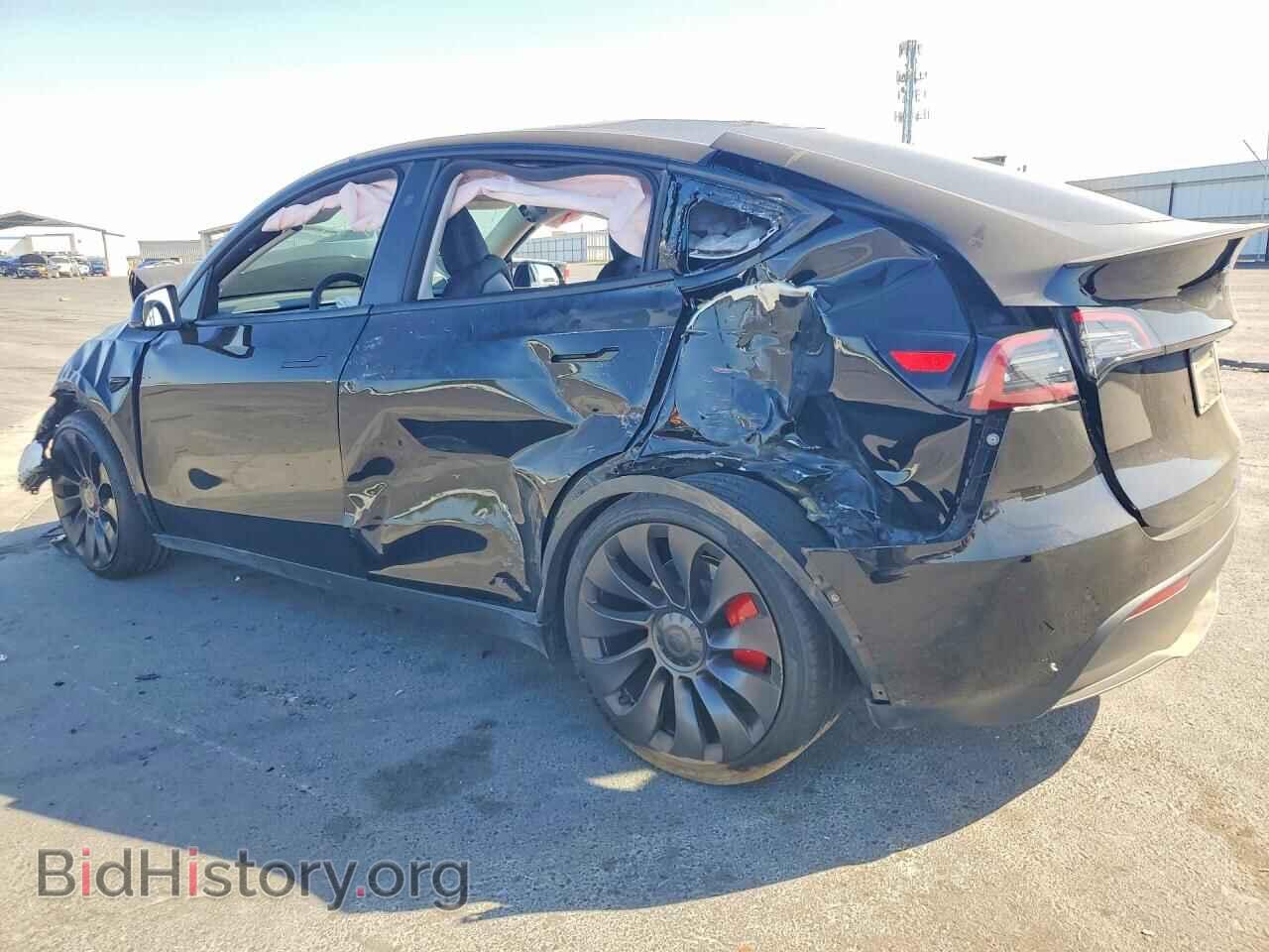 2024 TESLA MODEL Y - VIN: 7SAYGDEF4RF131243 - Фото 2