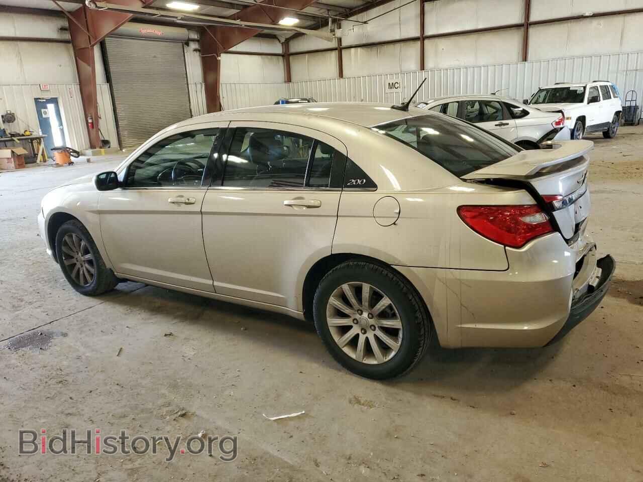 2013 CHRYSLER 200 - VIN: 1C3CCBBB0DN627731 - Фото 2