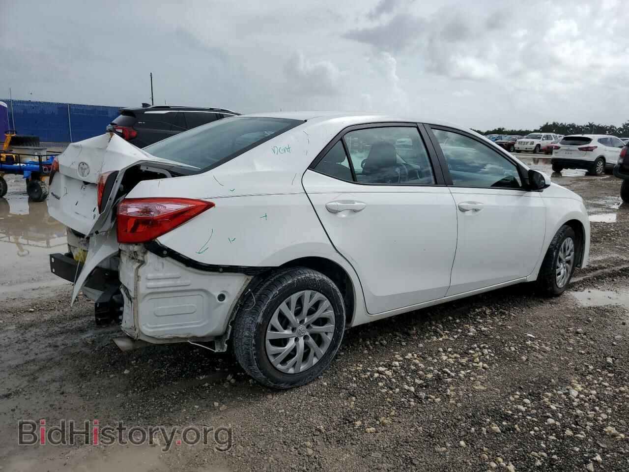 2017 TOYOTA COROLLA - VIN: 5YFBURHE7HP583847 - Фото 3