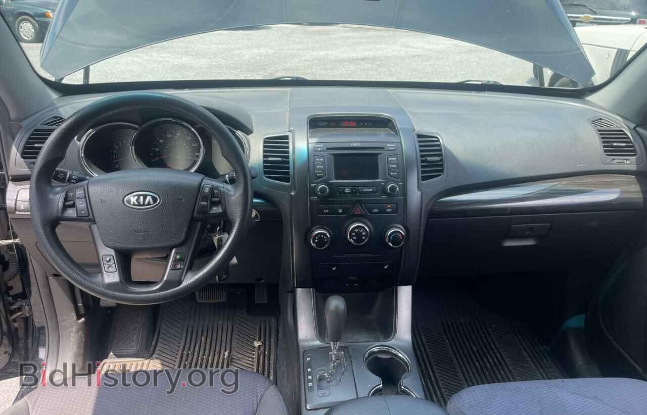 2013 KIA SORENTO - VIN: 5XYKTCA65DG324775 - Фото 9