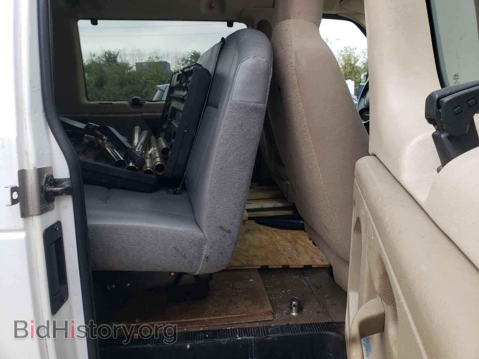 2010 FORD ECONOLINE - VIN: 1FBNE3BL8ADA88701 - Фото 6
