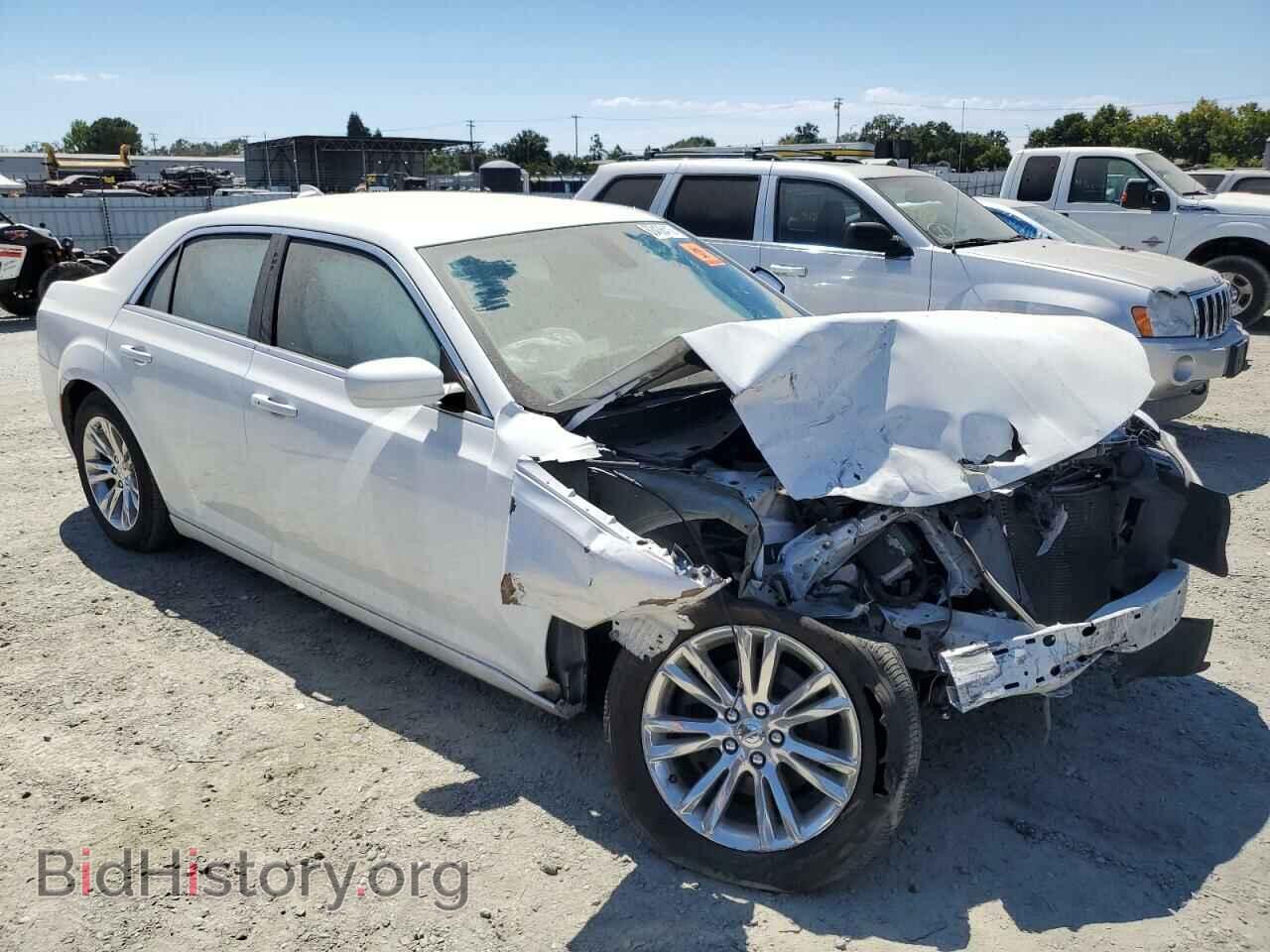2017 CHRYSLER 300 - VIN: 2C3CCAAG5HH668121 - Фото 4