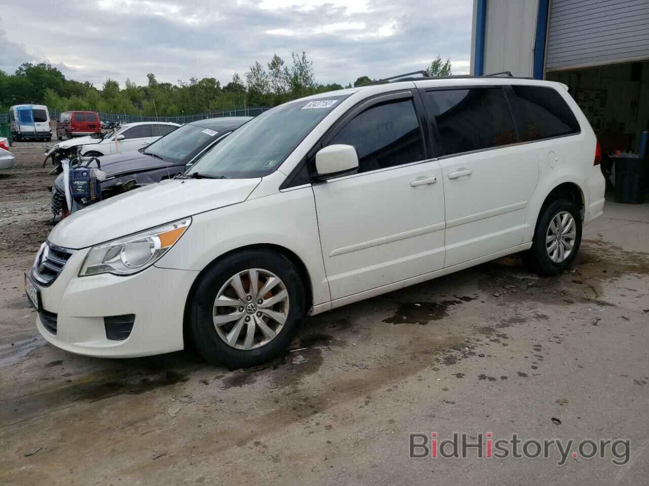 Photo 2C4RVABG9CR294064 - VOLKSWAGEN ROUTAN 2012