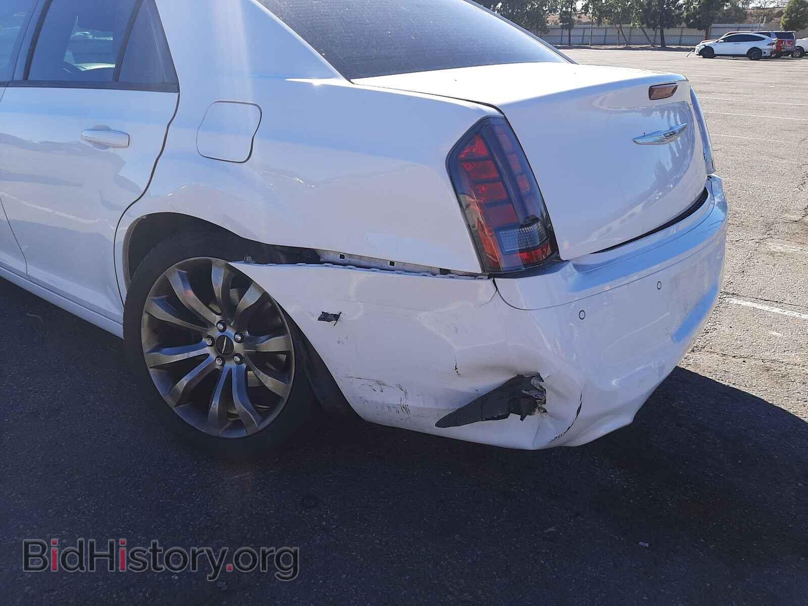 2014 CHRYSLER 300 - VIN: 2C3CCABG1EH322917 - Фото 9