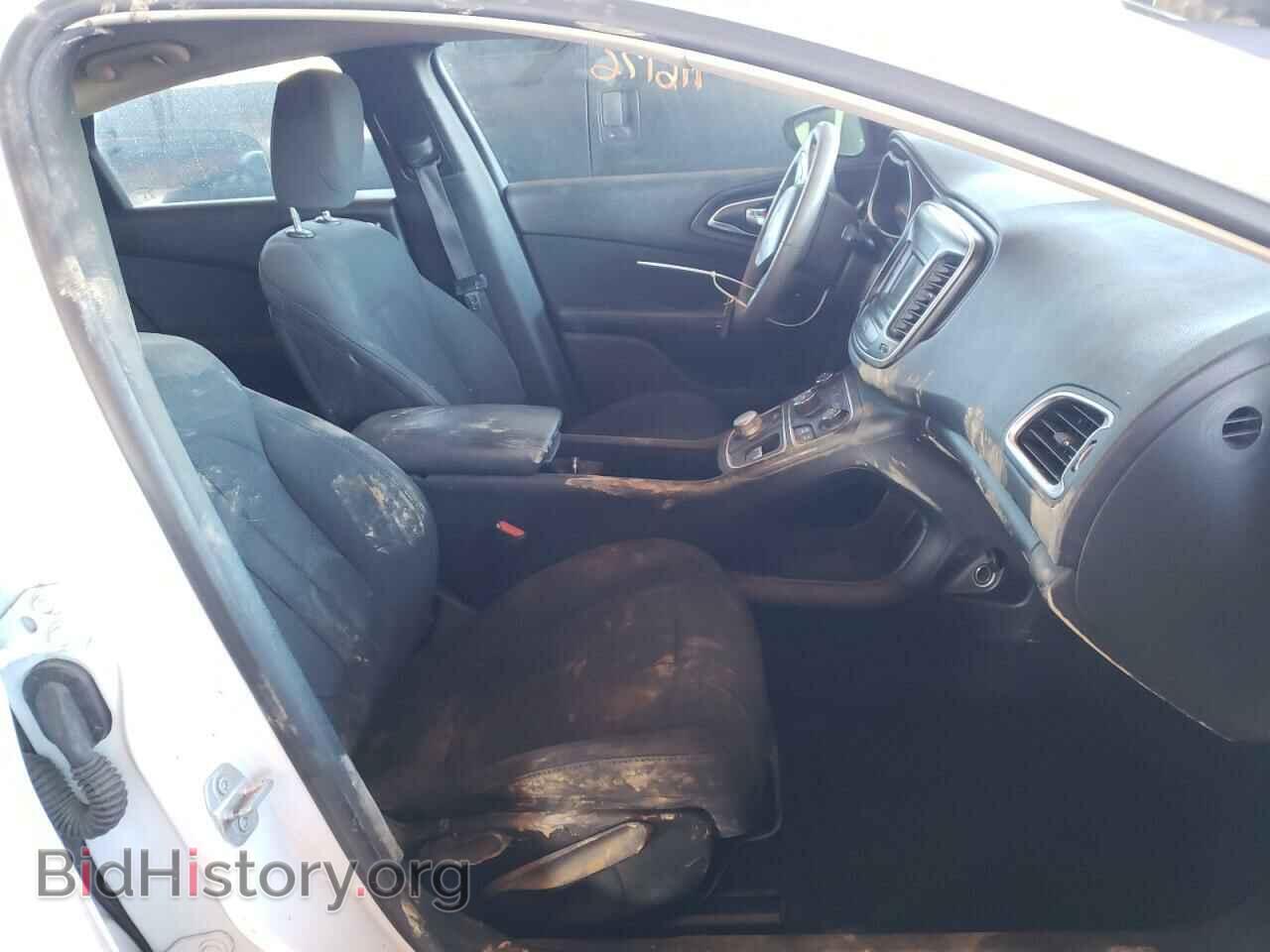 2016 CHRYSLER 200 - VIN: 1C3CCCAB1GN175896 - Фото 5
